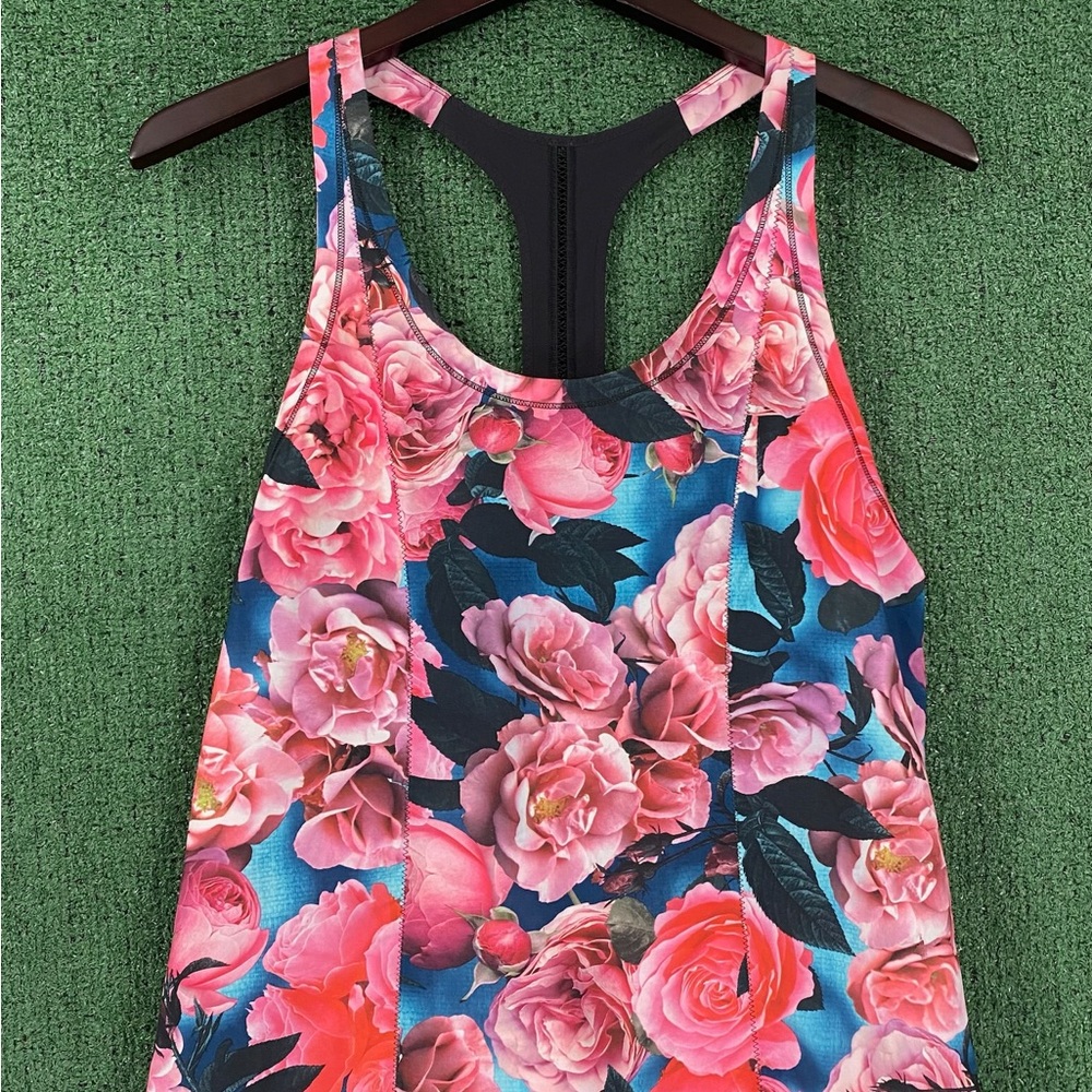 Lululemon Lightened Up Top Secret Garden Floral Colorful Tank Top Women’s Size 8